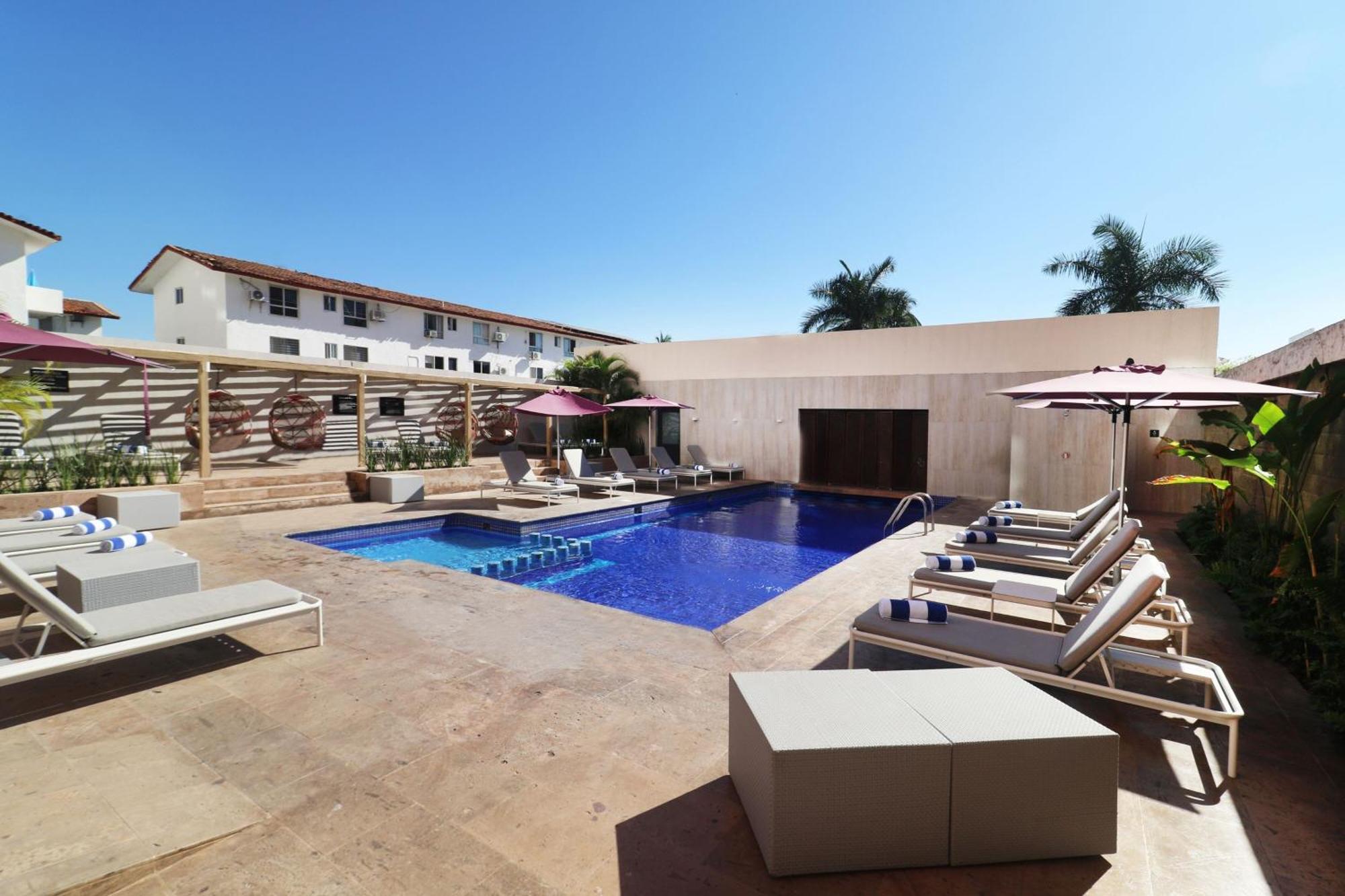 City Express Plus By Marriott Puerto Vallarta Esterno foto