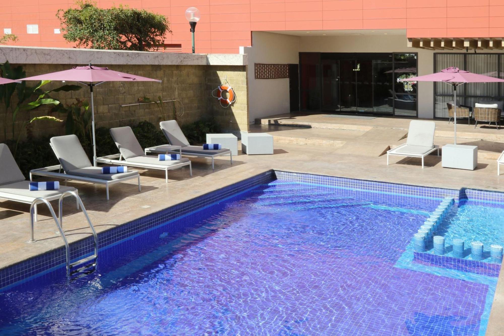 City Express Plus By Marriott Puerto Vallarta Esterno foto