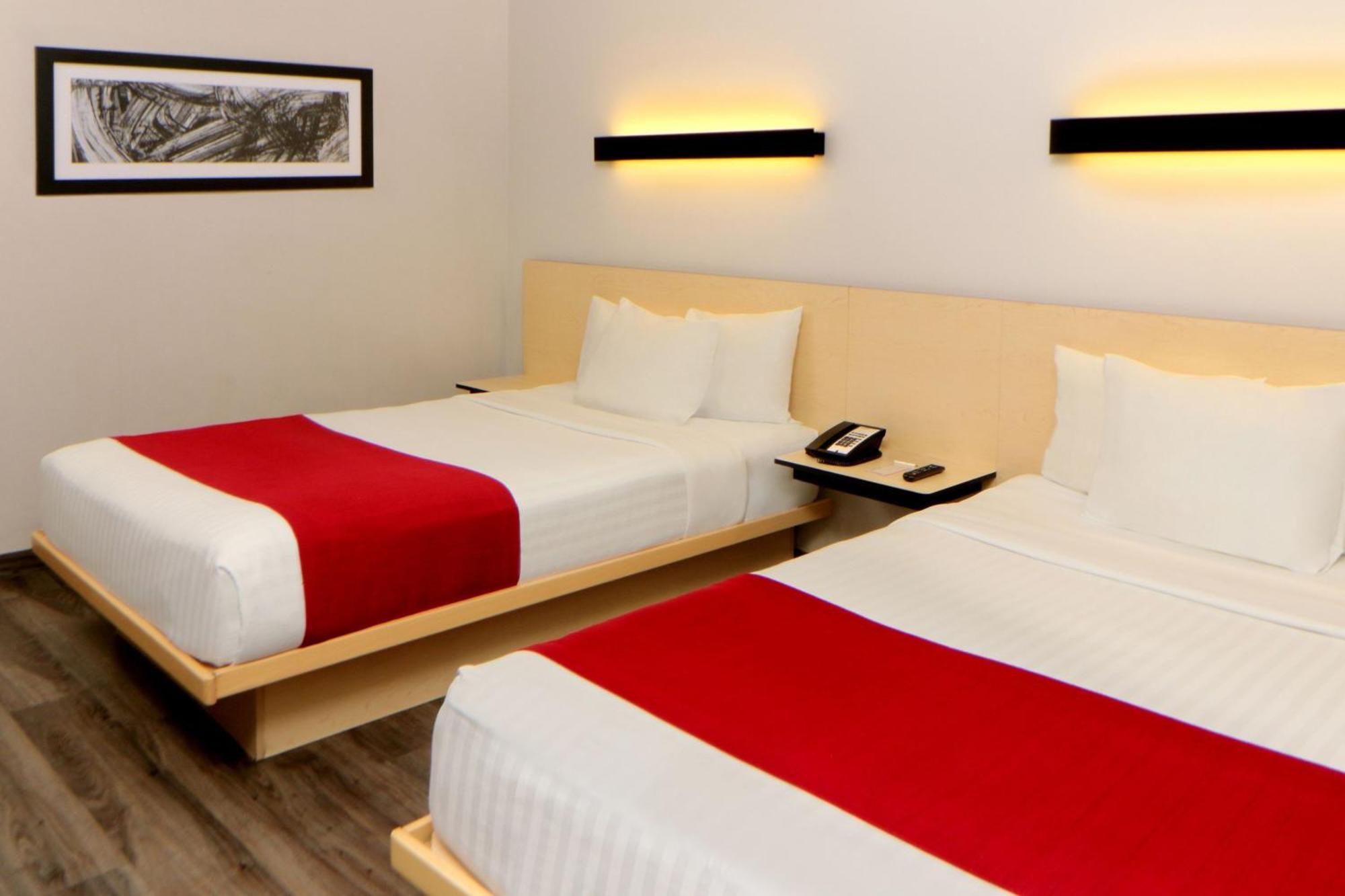 City Express Plus By Marriott Puerto Vallarta Esterno foto